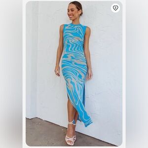 ✨NWT✨ Blue & Tan Knit Midi Dress